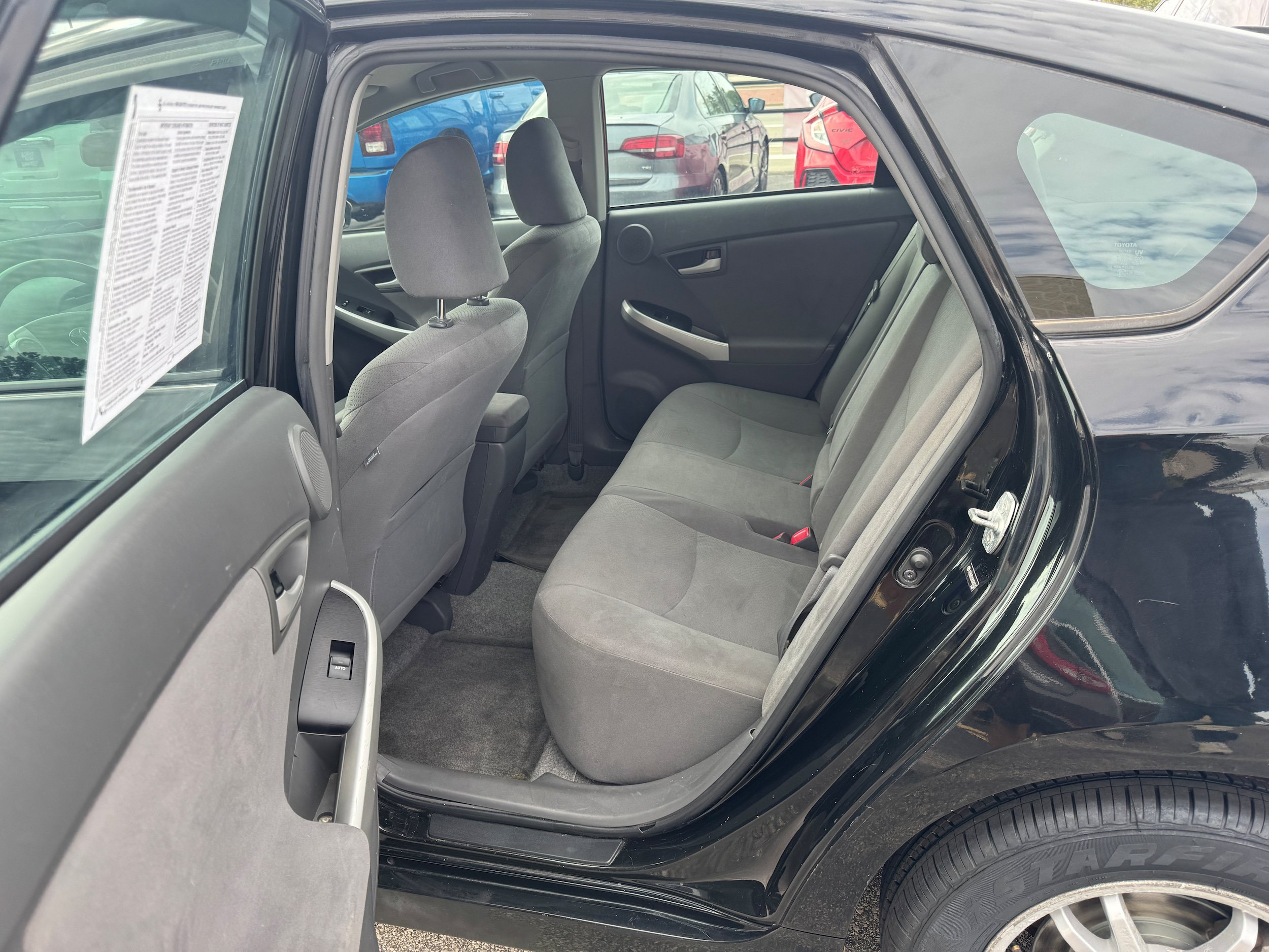 Used 2010 Toyota Prius Three FWD image 5