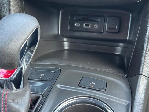 Used 2023 Chevrolet Equinox RS image 15