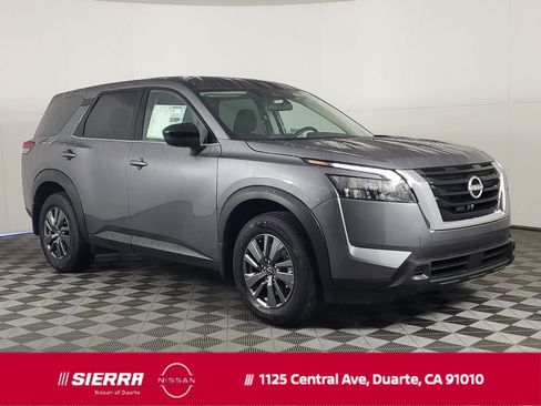 New 2025 Nissan Pathfinder S image 1
