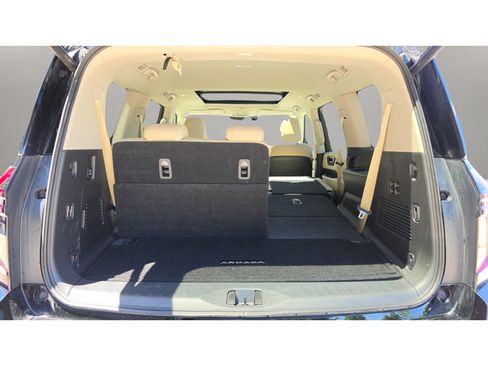 Used 2025 Nissan Armada Platinum AWD/4WD image 35