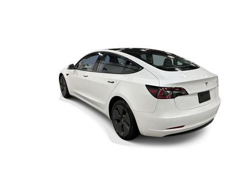 Certified 2023 Tesla Model 3 Standard Range RWD image 4