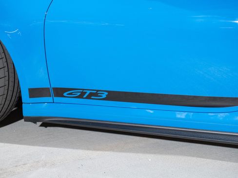 Certified 2023 Porsche 911 GT3 RWD image 12