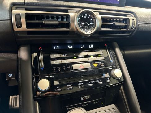 Used 2022 Lexus IS 350 F Sport w/ Dynamic Handling Package RWD image 31