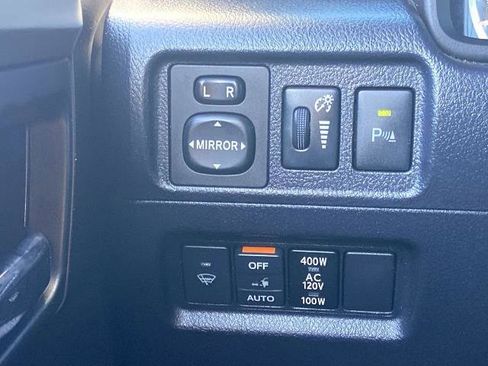 Used 2018 Toyota 4Runner Limited image 13