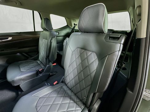 New 2026 Volkswagen Atlas SEL Premium R-Line image 25