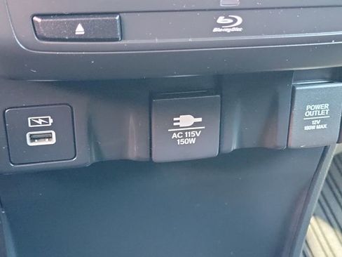 Used 2022 Honda Odyssey Touring image 16