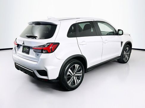 Used 2024 Mitsubishi Outlander Sport SE image 9