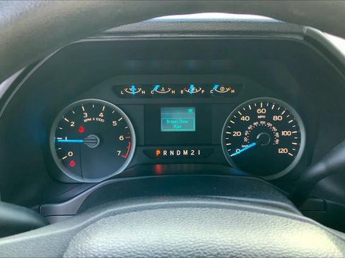 Used 2016 Ford F150 XLT RWD image 24
