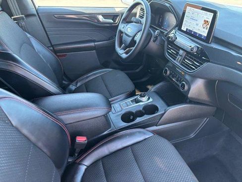Used 2024 Ford Escape ST-Line image 12