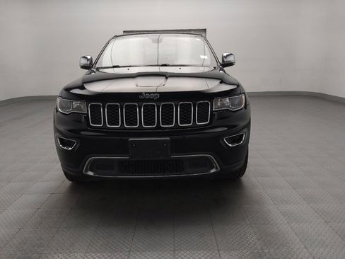 Used 2017 Jeep Grand Cherokee Limited image 14