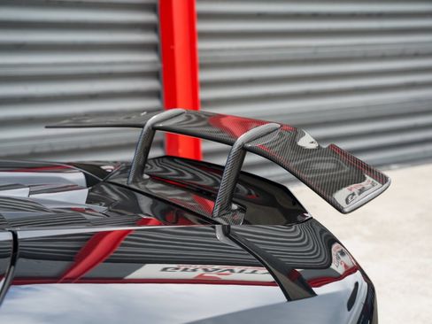 Used 2021 Lamborghini Huracan EVO RWD image 10
