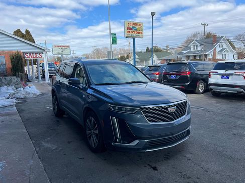 Used 2020 Cadillac XT6 Premium Luxury image 4