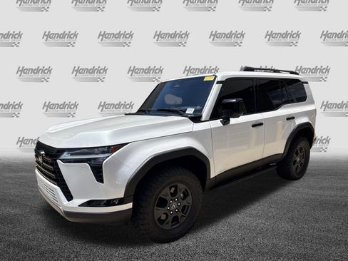 Used 2024 Lexus GX 550 AWD/4WD image 8