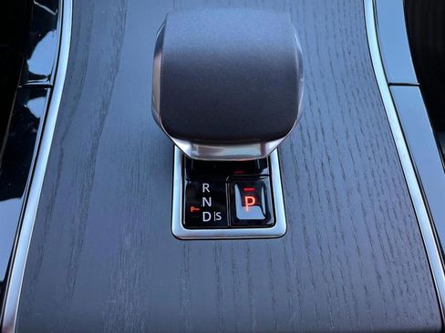 New 2026 Land Rover Range Rover Velar Autobiography image 27