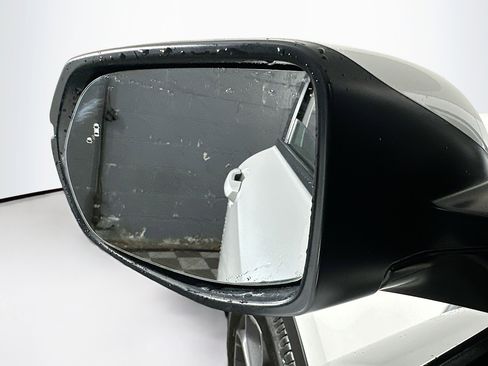 Used 2020 Honda CR-V EX image 16