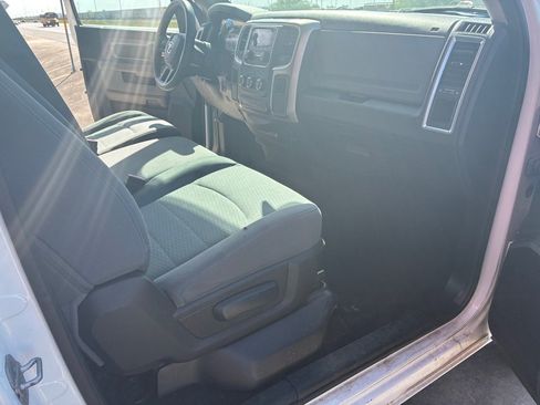 Used 2013 RAM 1500 Classic SLT RWD image 23