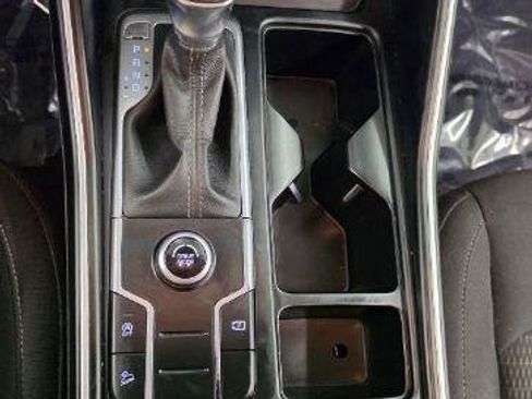 Used 2023 Kia Sorento LX FWD image 18
