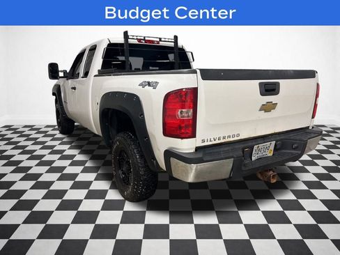 Used 2008 Chevrolet Silverado 2500 W/T w/ Snow Plow Prep Package image 4