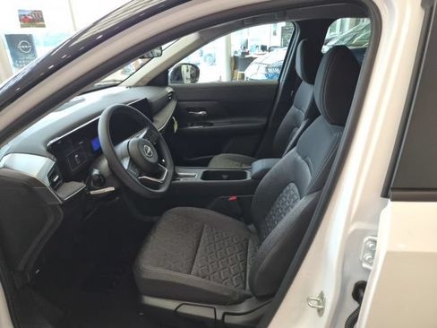 New 2026 Nissan Kicks SV w/ Cold Weather Package AWD/4WD image 15