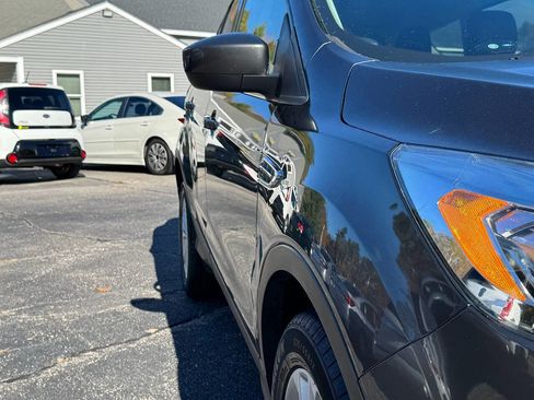 Used 2019 Ford Escape SEL image 13