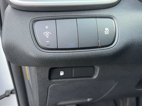 Used 2017 Kia Sorento FWD w/ LX Convenience Package image 12