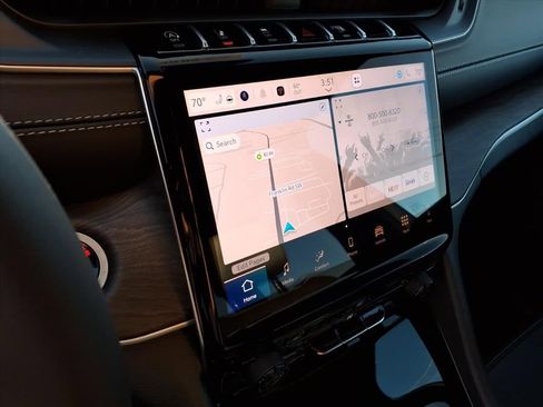 New 2025 Jeep Grand Cherokee Limited image 24