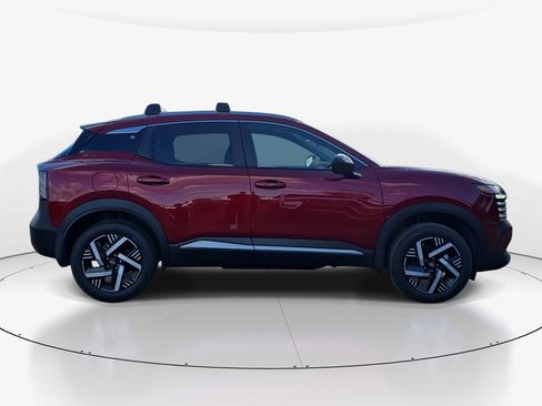 New 2026 Nissan Kicks SV w/ SV Premium Package FWD image 2
