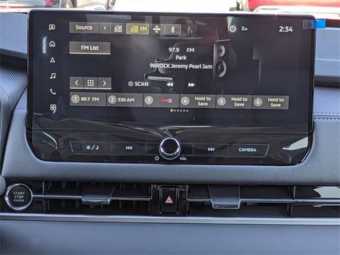 New 2025 Mitsubishi Outlander SE image 19