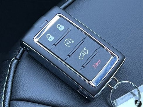 New 2025 Jeep Grand Cherokee Limited w/ Black Appearance Package image 34