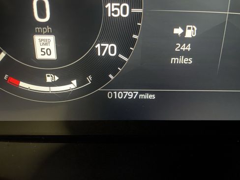 Certified 2024 Land Rover Discovery Sport S image 25