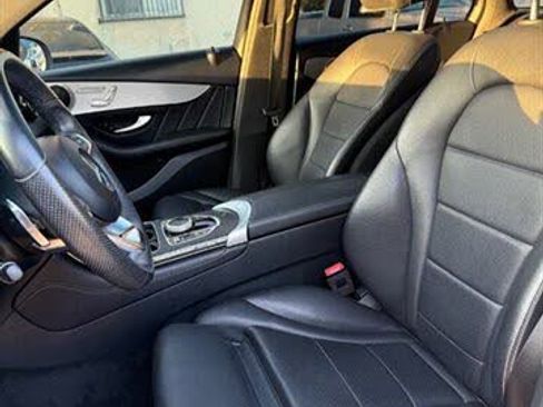 Used 2019 Mercedes-Benz GLC 300 image 11