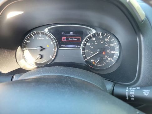 Used 2017 Nissan Pathfinder SL w/ SL Tech Package image 19