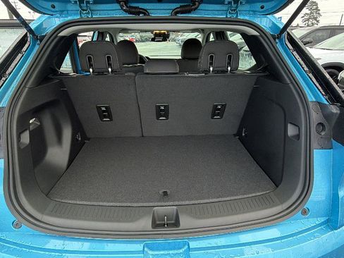 New 2027 Chevrolet Bolt LT w/ Comfort Package image 10