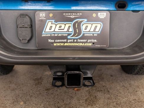 Used 2021 Jeep Gladiator Sport image 8