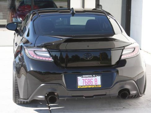 Used 2023 Toyota GR86 Premium w/ ALL Weather Mat Package (TMS) RWD image 18