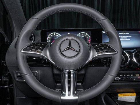 Certified 2026 Mercedes-Benz GLA 250 image 19