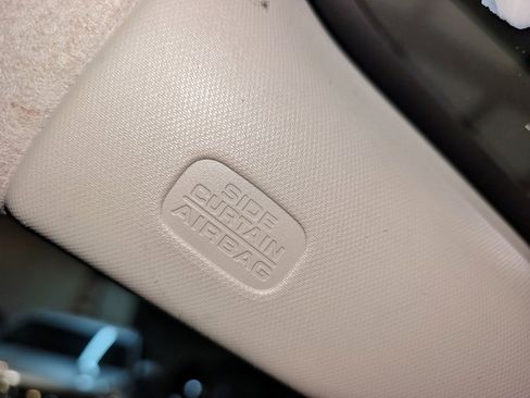 Used 2015 Honda Fit LX image 39