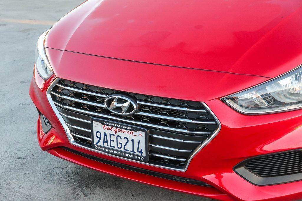 Used 2022 Hyundai Accent FWD image 6
