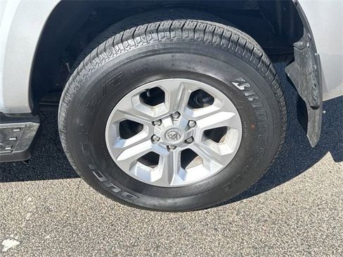 Used 2022 Toyota 4Runner SR5 Premium image 49