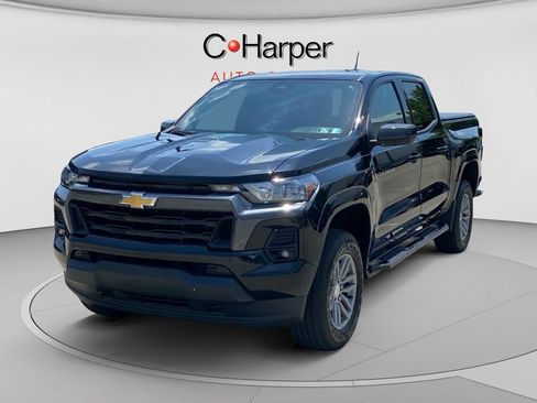 Used 2023 Chevrolet Colorado LT w/ LT Convenience Package II AWD/4WD image 7