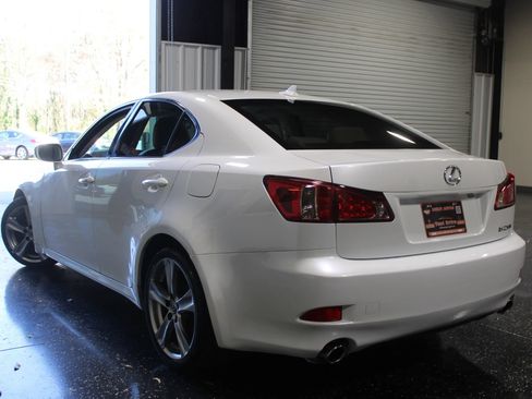 Used 2013 Lexus IS 250 RWD image 4