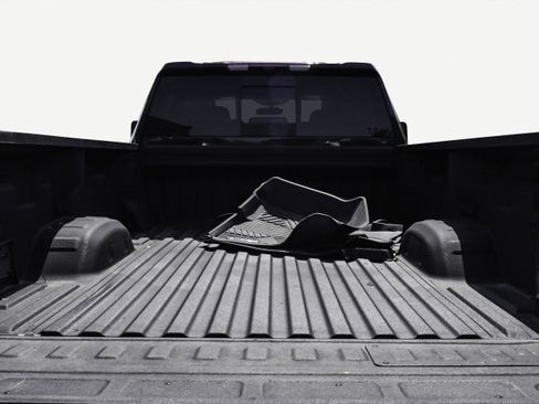 Used 2024 Chevrolet Silverado 3500 LTZ image 36