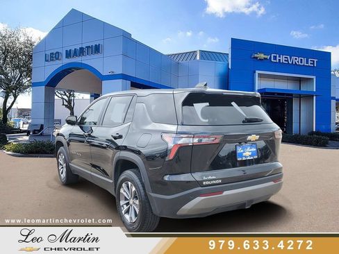 Used 2026 Chevrolet Equinox LT FWD image 5