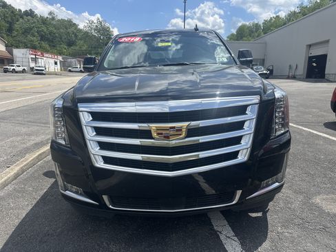 Used 2016 Cadillac Escalade Premium AWD/4WD image 12