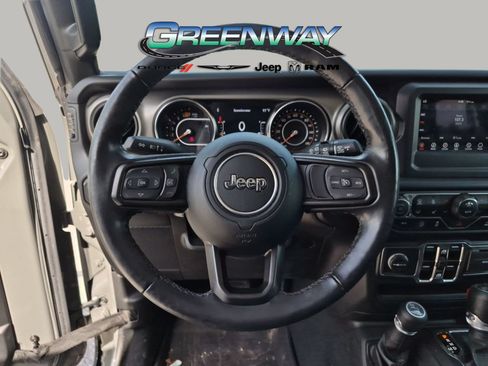 Used 2022 Jeep Wrangler Unlimited Sport AWD/4WD image 23