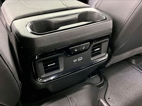 Used 2026 GMC Sierra 1500 AT4 w/ AT4 Premium Package AWD/4WD image 10