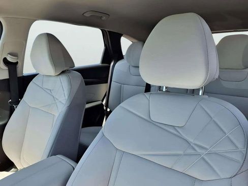 New 2026 Hyundai Tucson SE FWD image 8