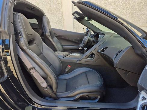 Used 2014 Chevrolet Corvette Stingray Coupe image 28