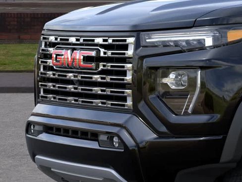 New 2026 GMC Canyon Denali AWD/4WD image 13