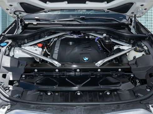 Used 2024 BMW X6 xDrive40i w/ Premium Package image 35